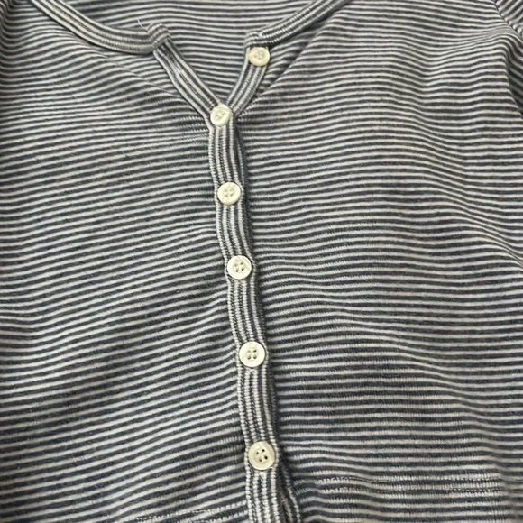 Brandy Melville Zelly Top - Picture 3 of 5